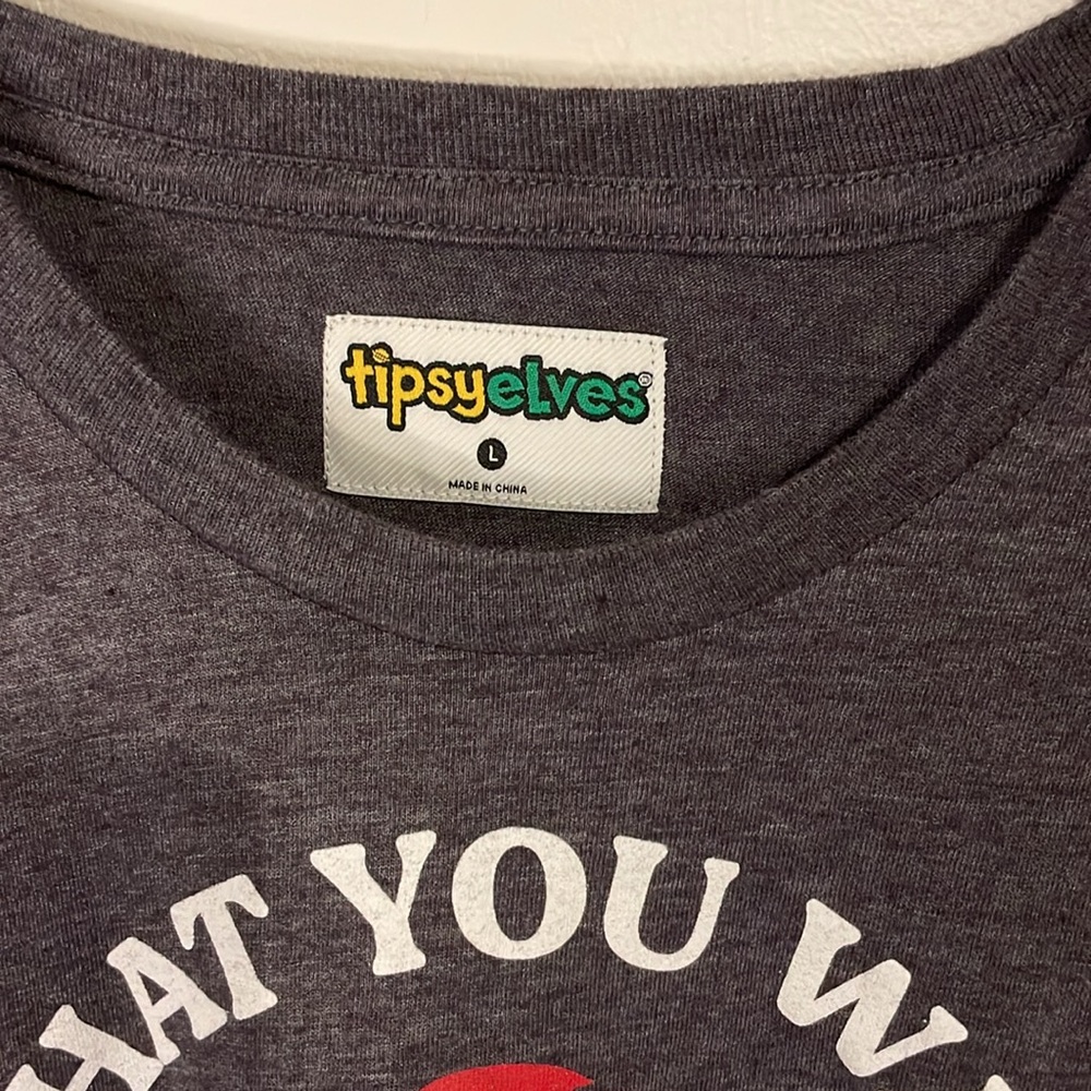 Tipsy elves t-shirt - Picture 2 of 4